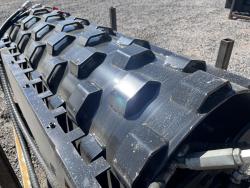 COMPACTADOR VIBRATORIO PATA DE CABRA FUTURE FT-CW-59 PARA MINICARGADORES