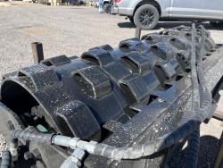 COMPACTADOR VIBRATORIO PATA DE CABRA FUTURE FT-CW-59 PARA MINICARGADORES