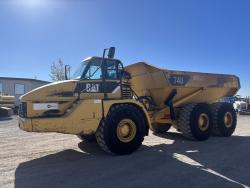 CATERPILLAR 740