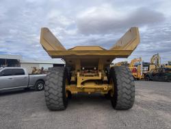 CATERPILLAR 740