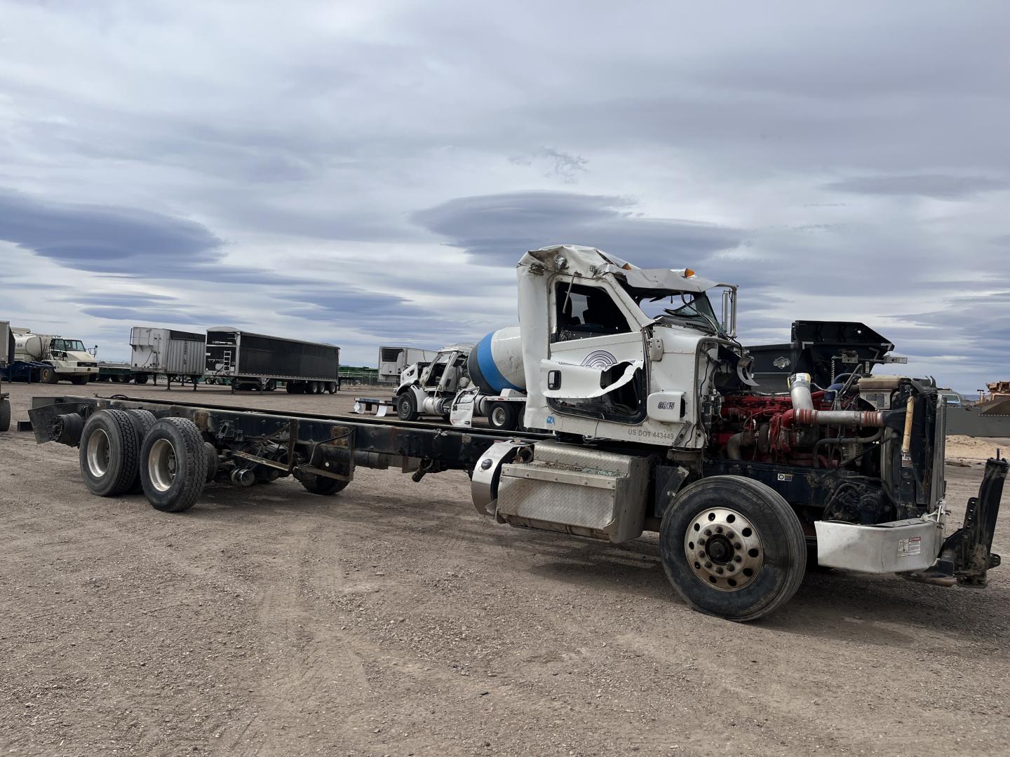 imagenes/INVOICE/2025/18450/CAMION_PETERBILT_367_1.JPG