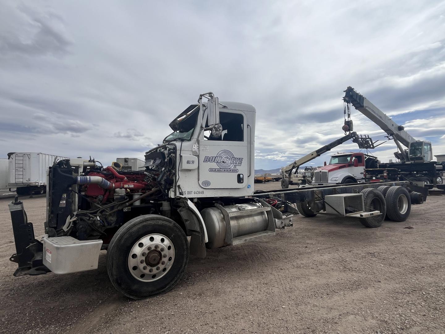 imagenes/INVOICE/2025/18450/CAMION_PETERBILT_367_27.JPG