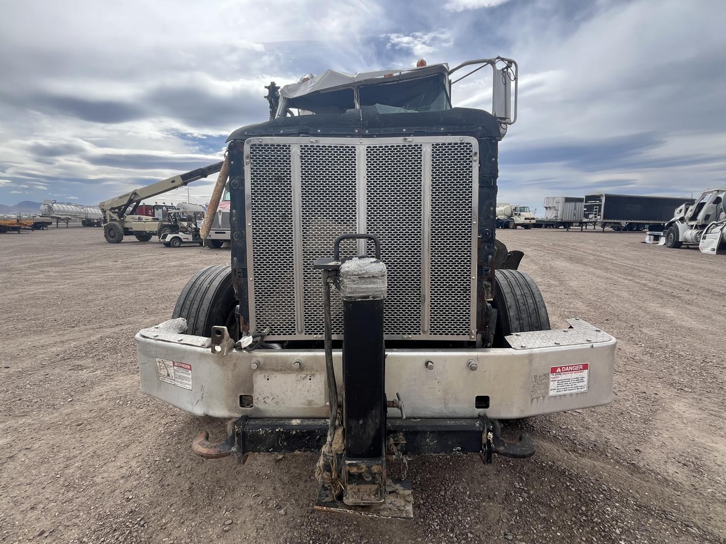 imagenes/INVOICE/2025/18450/CAMION_PETERBILT_367_28.JPG