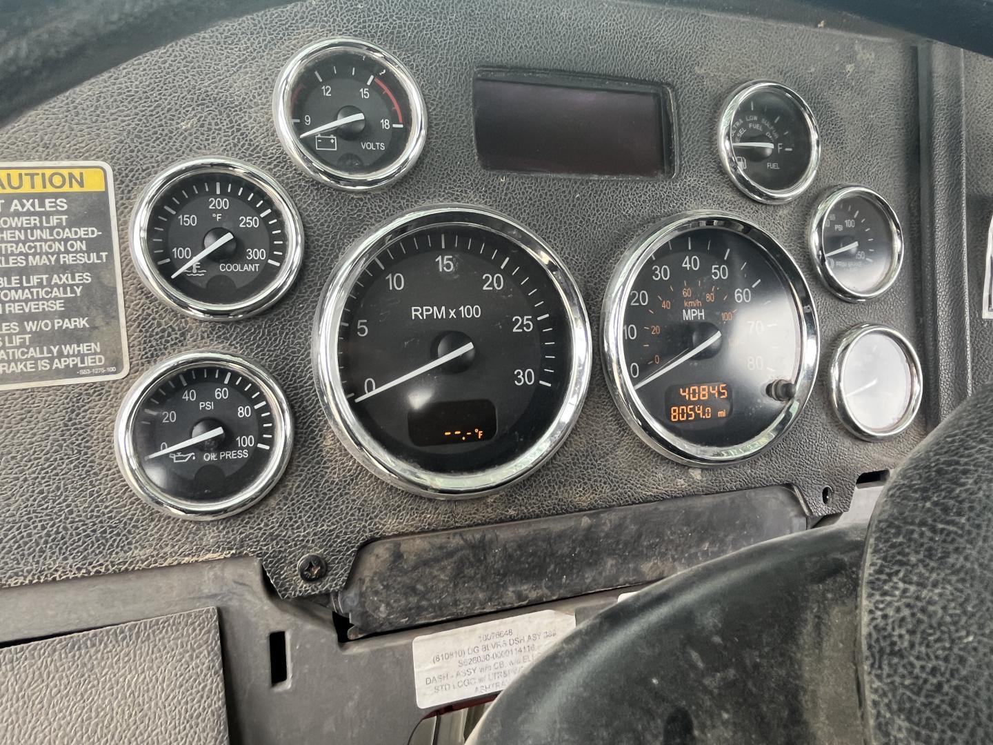 imagenes/INVOICE/2025/18450/CAMION_PETERBILT_367_38.JPG