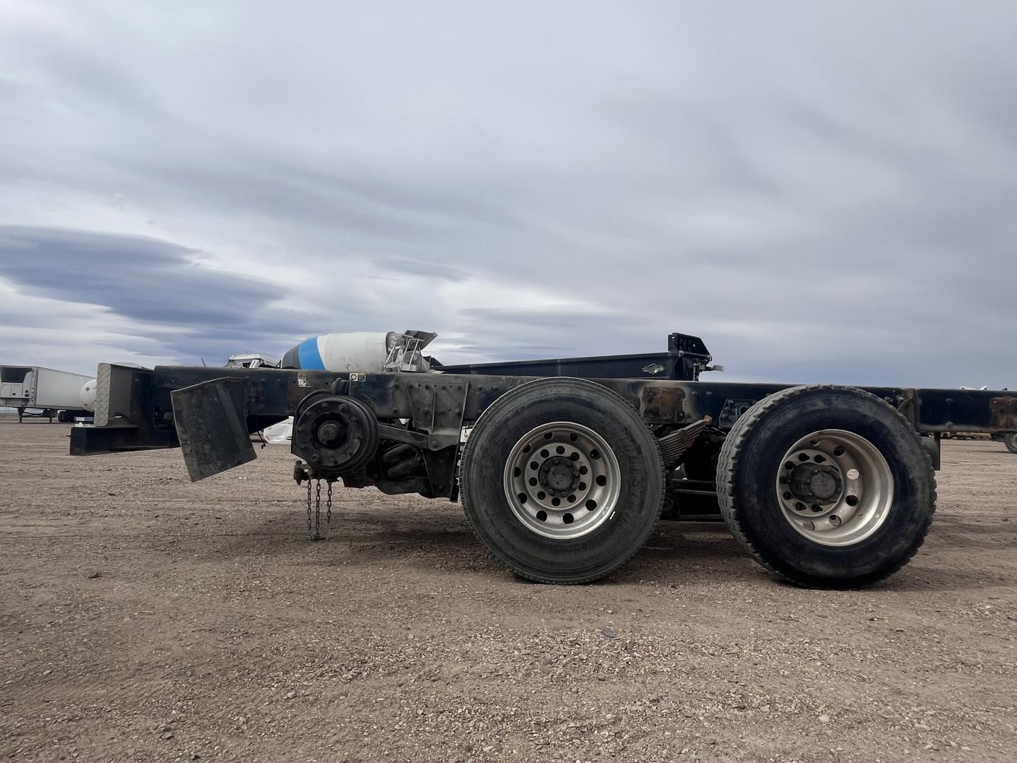 imagenes/INVOICE/2025/18450/CAMION_PETERBILT_367_6.JPG