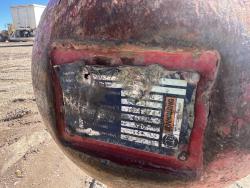 CAMION PETERBILT 367 CON GRUA TIPO TITAN