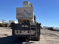 CAMION PETERBILT 367 CON GRUA TIPO TITAN