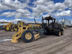 JOHN DEERE 670G PARA REFACCIONES