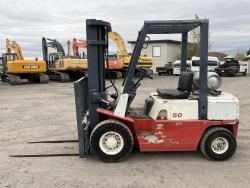 MONTACARGAS NISSAN CPJ02A25PV