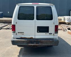 CAMIONETA FORD ECONOLINE E250