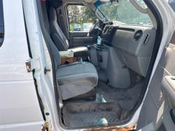 CAMIONETA FORD ECONOLINE E250