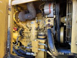 PAVIMENTADORA CATERPILLAR AP-1055B