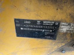 MINICARGADOR CATERPILLAR 246D