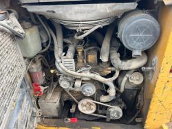 MINICARGADOR CATERPILLAR 246D