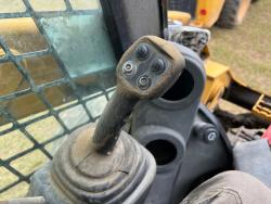 MINICARGADOR CATERPILLAR 246D