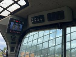 MINICARGADOR CATERPILLAR 246D