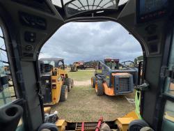 MINICARGADOR CATERPILLAR 246D