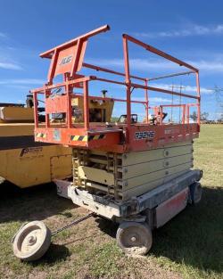 ASCENSOR TIPO TIJERA JLG R3246