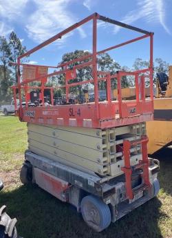 ASCENSOR TIPO TIJERA JLG R3246