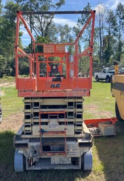 ASCENSOR TIPO TIJERA JLG R3246