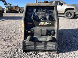 SOLDADORA LINCOLN RANGER 250 GXT