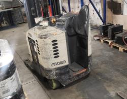 MONTACARGA CROWN RR5200