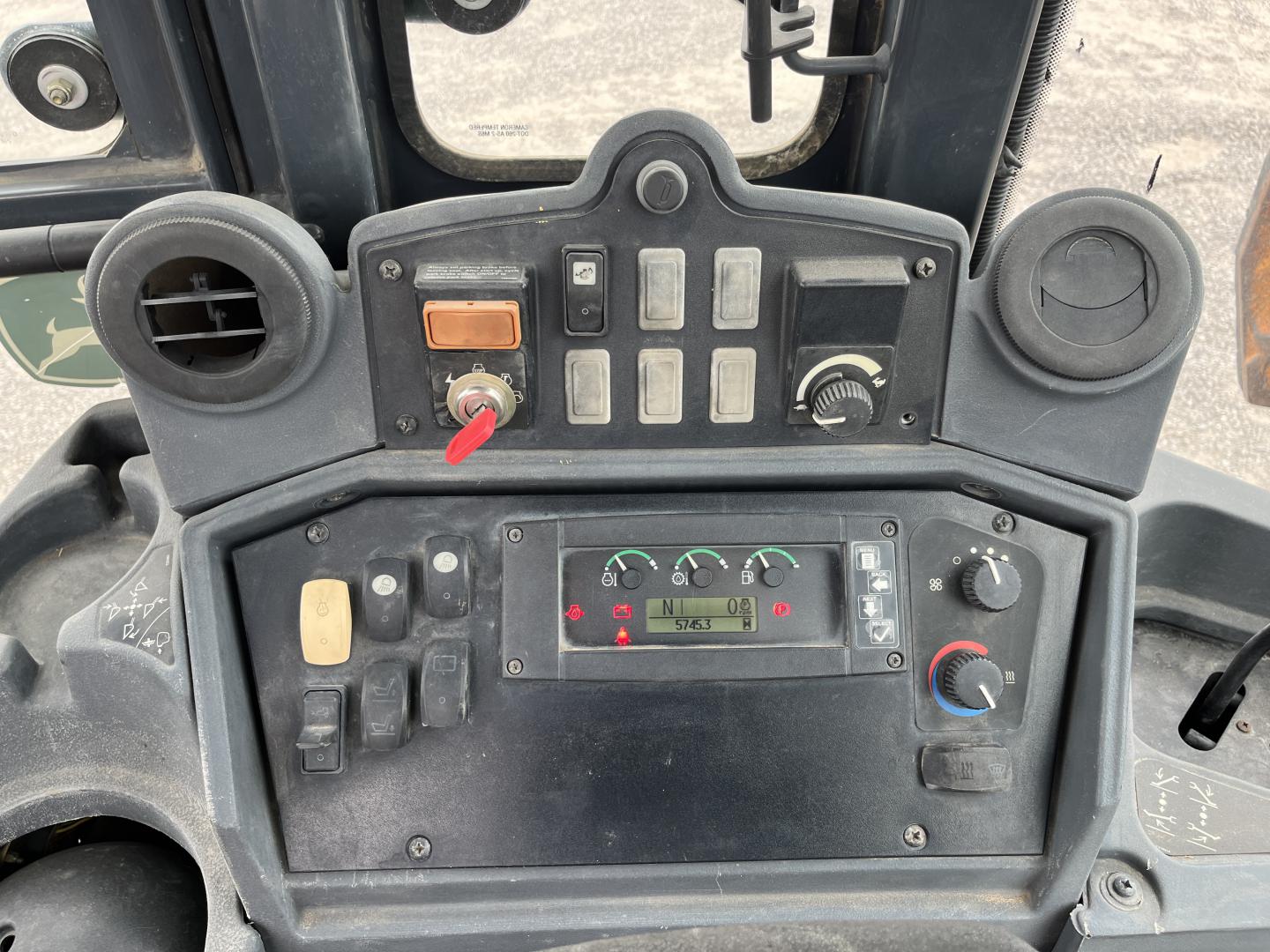 imagenes/INVOICE/2025/18503/RETROEXCAVADORA_310SJ_27.JPG