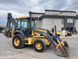 RETROEXCAVADORA JOHN DEERE 410J