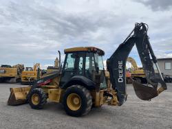 RETROEXCAVADORA JOHN DEERE 410J