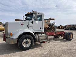CAMION PETERBILT 365