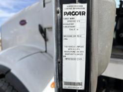 CAMION PETERBILT 365