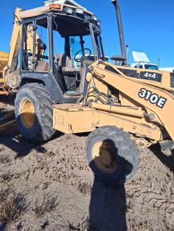 RETROEXCAVADORA JOHN DEERE 310E