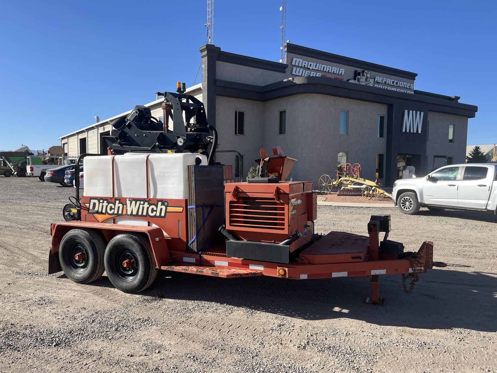 imagenes/INVOICE/2025/18549/MEZCLADORA_DE_LODO_DITCH_WITCH_MR90_1.JPG