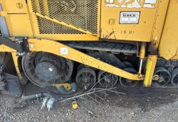 PAVIMENTADORA CATERPILLAR AP-655C