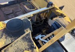 PAVIMENTADORA CATERPILLAR AP-655C