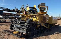 PAVIMENTADORA CATERPILLAR AP-655C