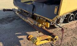 PAVIMENTADORA CATERPILLAR AP-655C