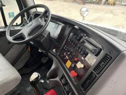 CAMION FREIGHTLINER 114SD CON GRUA PALFINGER PK 33002-EH