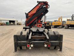 CAMION FREIGHTLINER 114SD CON GRUA PALFINGER PK 33002-EH