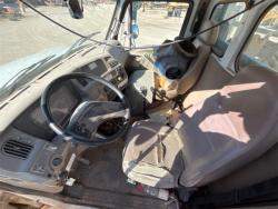 CAMION STERLING LT501 CON GRUA NATIONAL CRANE 1400H