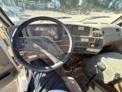 CAMION STERLING LT501 CON GRUA NATIONAL CRANE 1400H