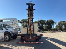 CAMION STERLING LT501 CON GRUA NATIONAL CRANE 1400H