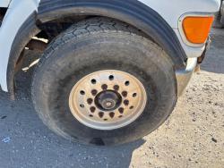 CAMION STERLING LT501 CON GRUA NATIONAL CRANE 1400H