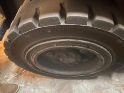 MONTACARGA TOYOTA 7FDU30