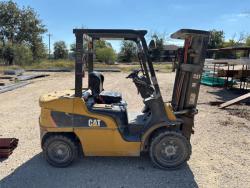 MONTACARGA CATERPILLAR P6000-D