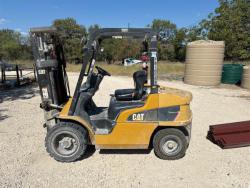 MONTACARGA CATERPILLAR P6000-D