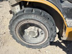 MONTACARGA CATERPILLAR P6000-D