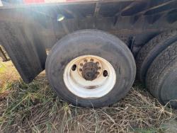 CAMION PLATAFORMA KENWORTH T370