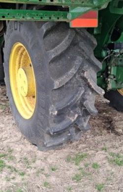 COSECHADORA DE ALGODON JOHN DEERE CP770