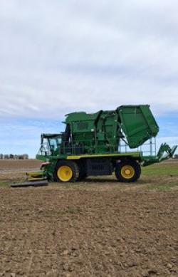 COSECHADORA DE ALGODON JOHN DEERE CP770